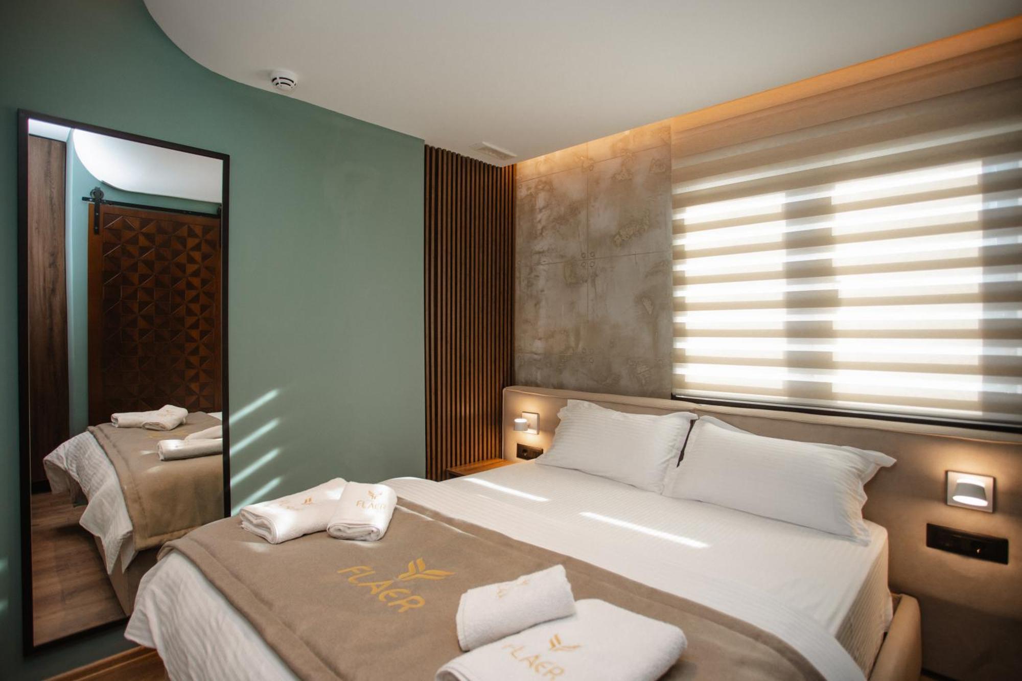Hotel Flaer Shkoder Luaran gambar